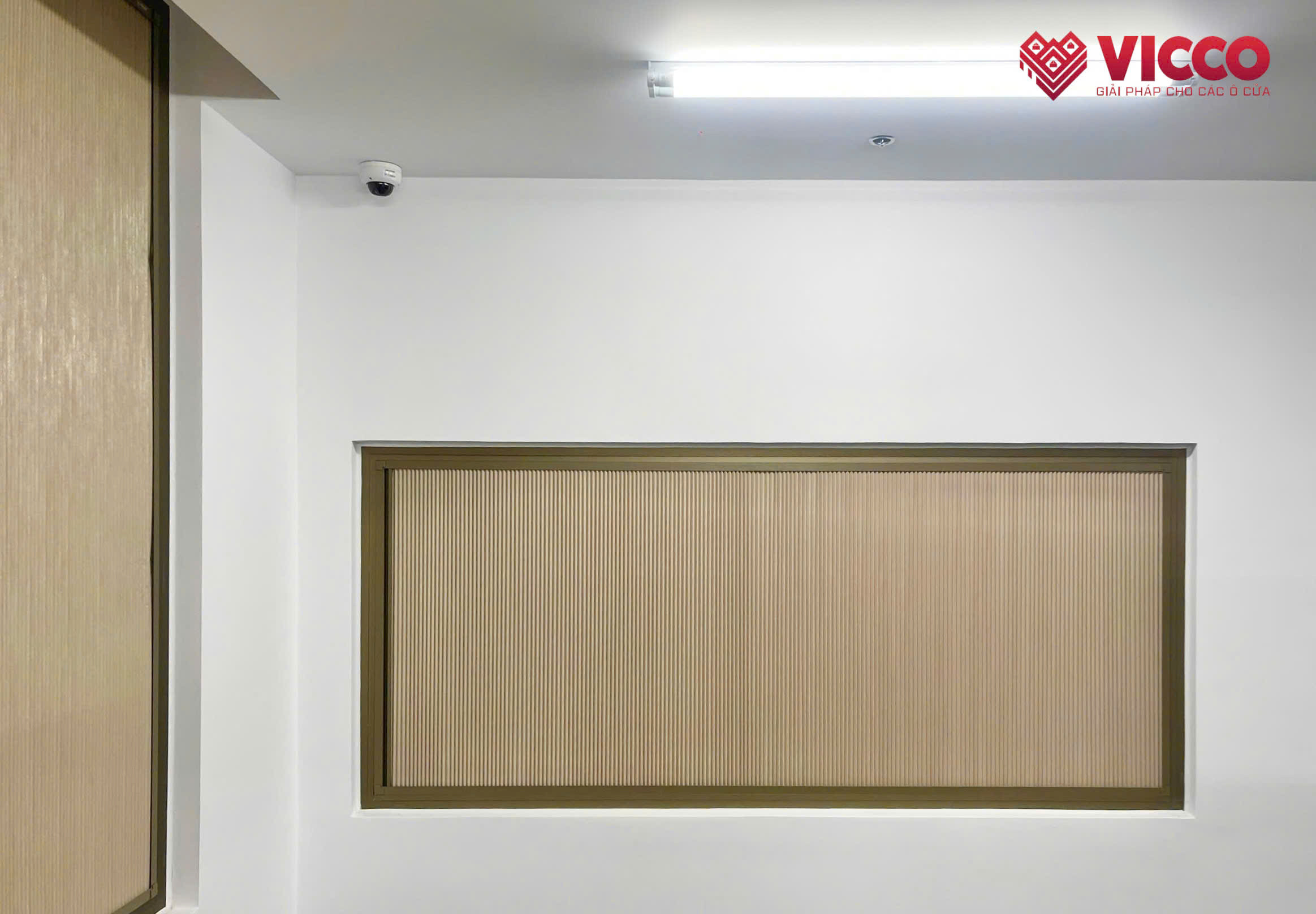 Rèm tổ ong lắp trên kính - Giải pháp tối ưu cho không gian sống hiện đại